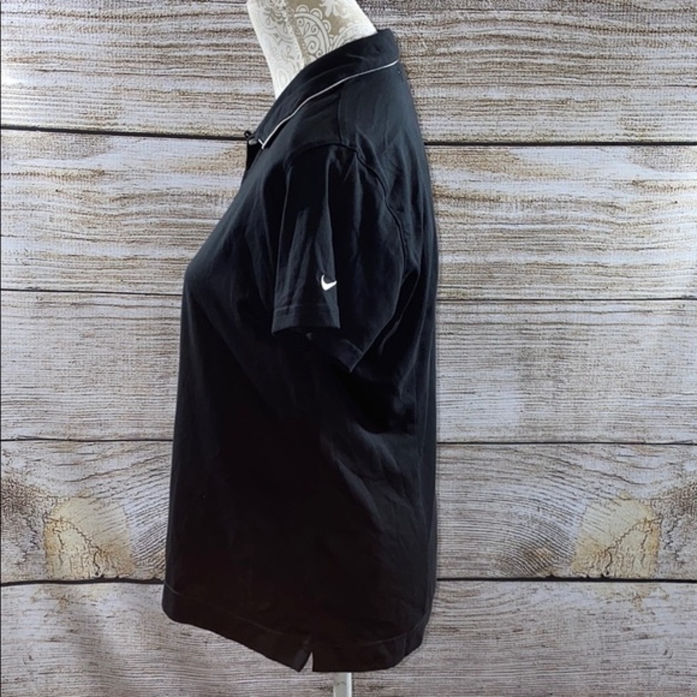Women’s Nike Dri Fit Golf Polo - Picture 2 of 11